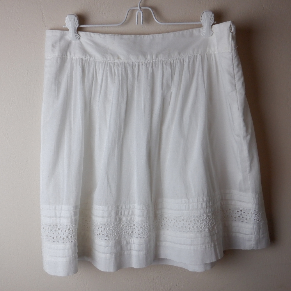 Loft white cotton lined skirt, size 8
